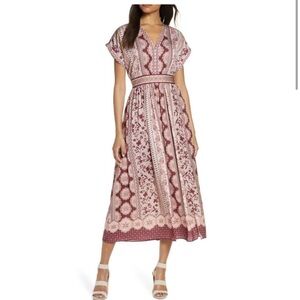 Gal Meets Glam Mid Floral Dress